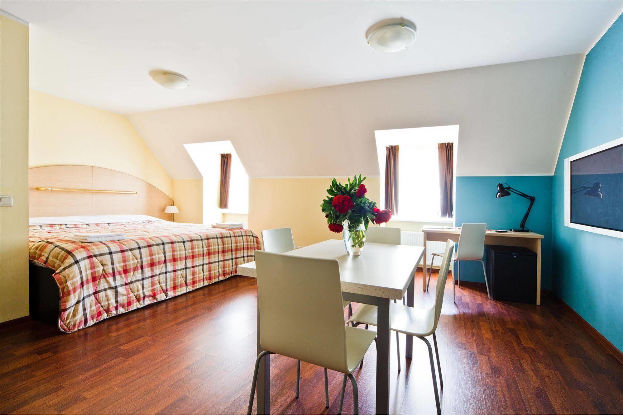 Aparthotel Autosole Riga Esterno foto