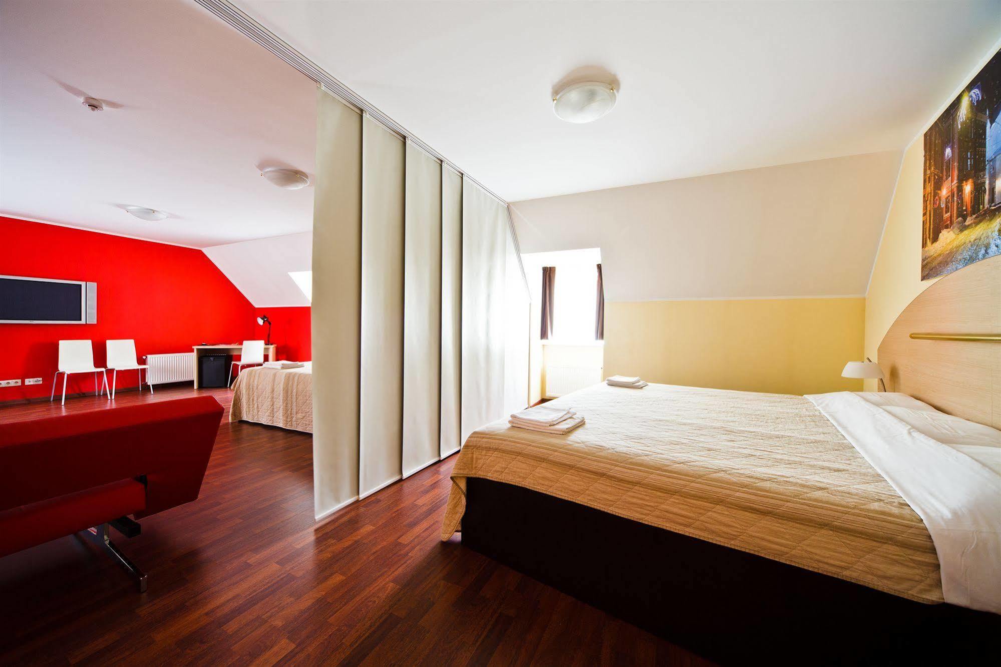 Aparthotel Autosole Riga Esterno foto