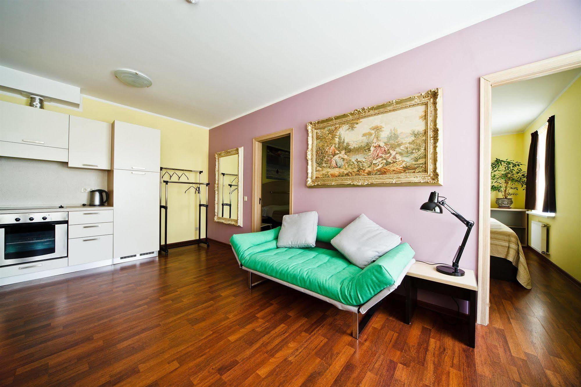 Aparthotel Autosole Riga Esterno foto