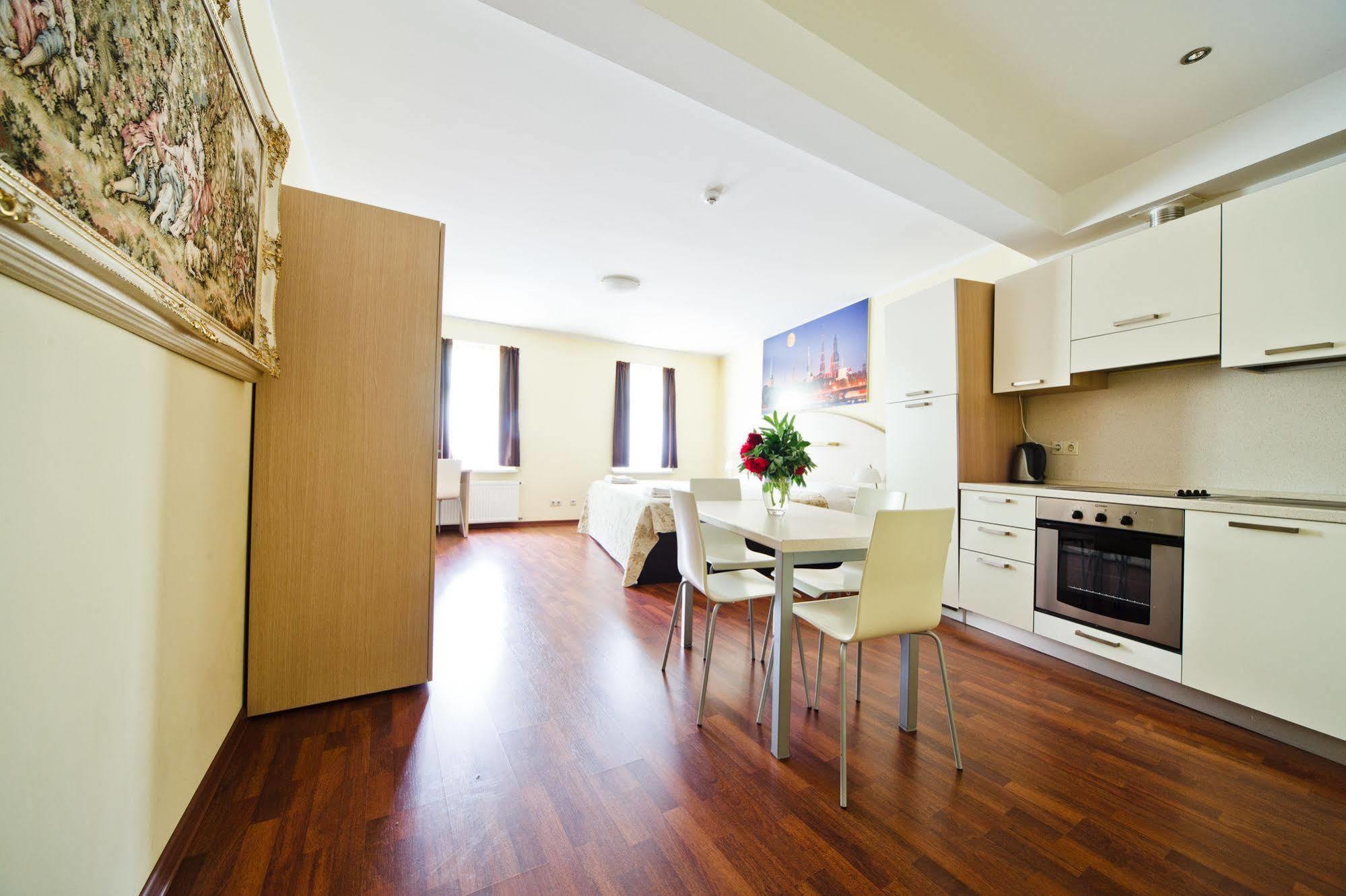 Aparthotel Autosole Riga Esterno foto