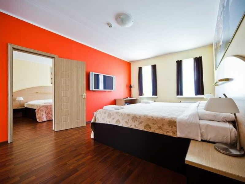 Aparthotel Autosole Riga Esterno foto
